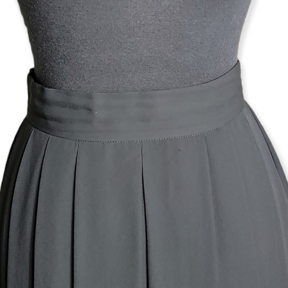 Eva Longoria pleated chiffon black skirt size 0 - Picture 3 of 7
